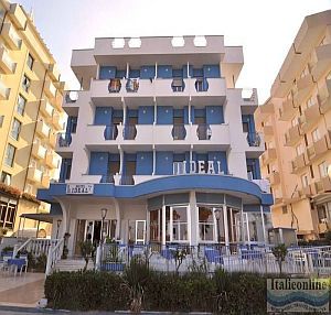 Hotel Ideal 3*